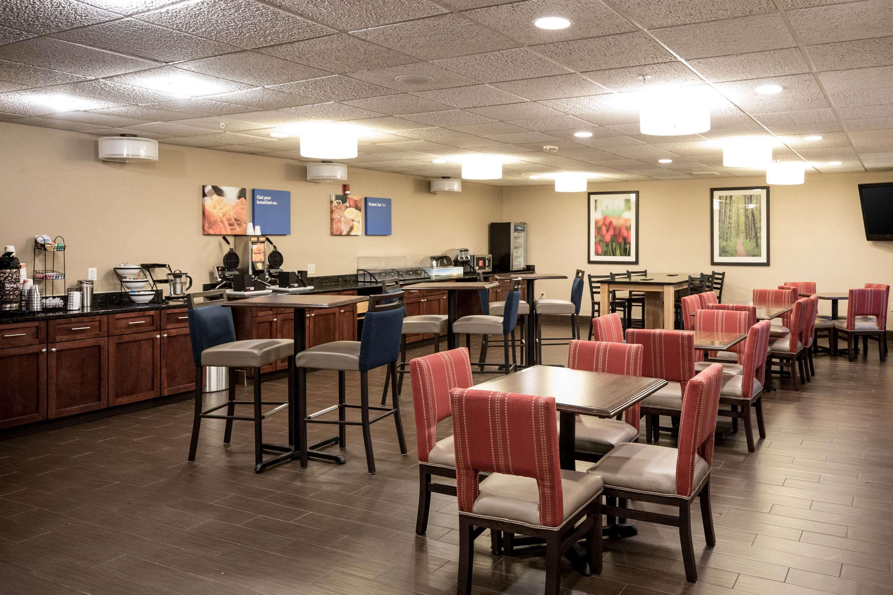 Comfort Inn & Suites Paw Paw Экстерьер фото
