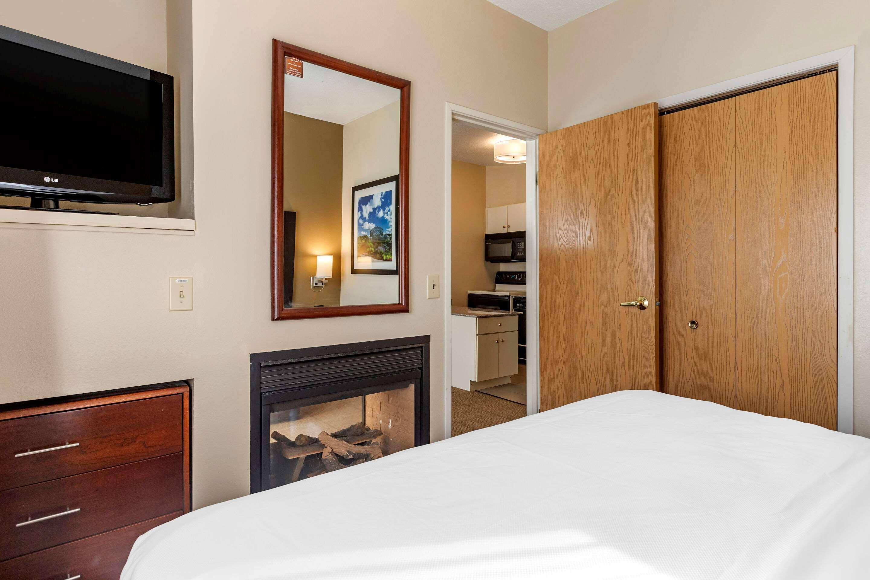 Comfort Inn & Suites Paw Paw Экстерьер фото